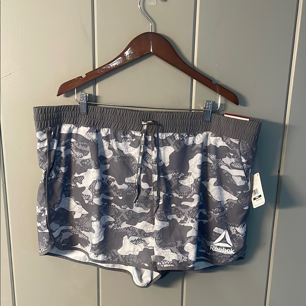 NWT Reebok Running Shorts Camouflage Gray White Activewear Tomboy Sports 3X